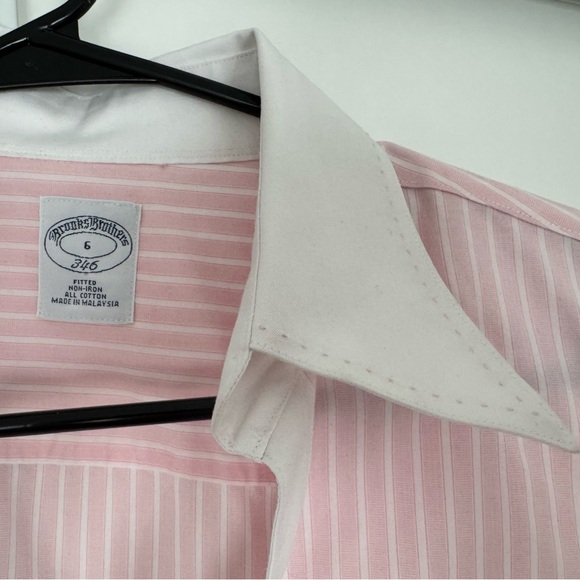 Vintage Brooks Brothers pink button down blouse - Picture 2 of 4